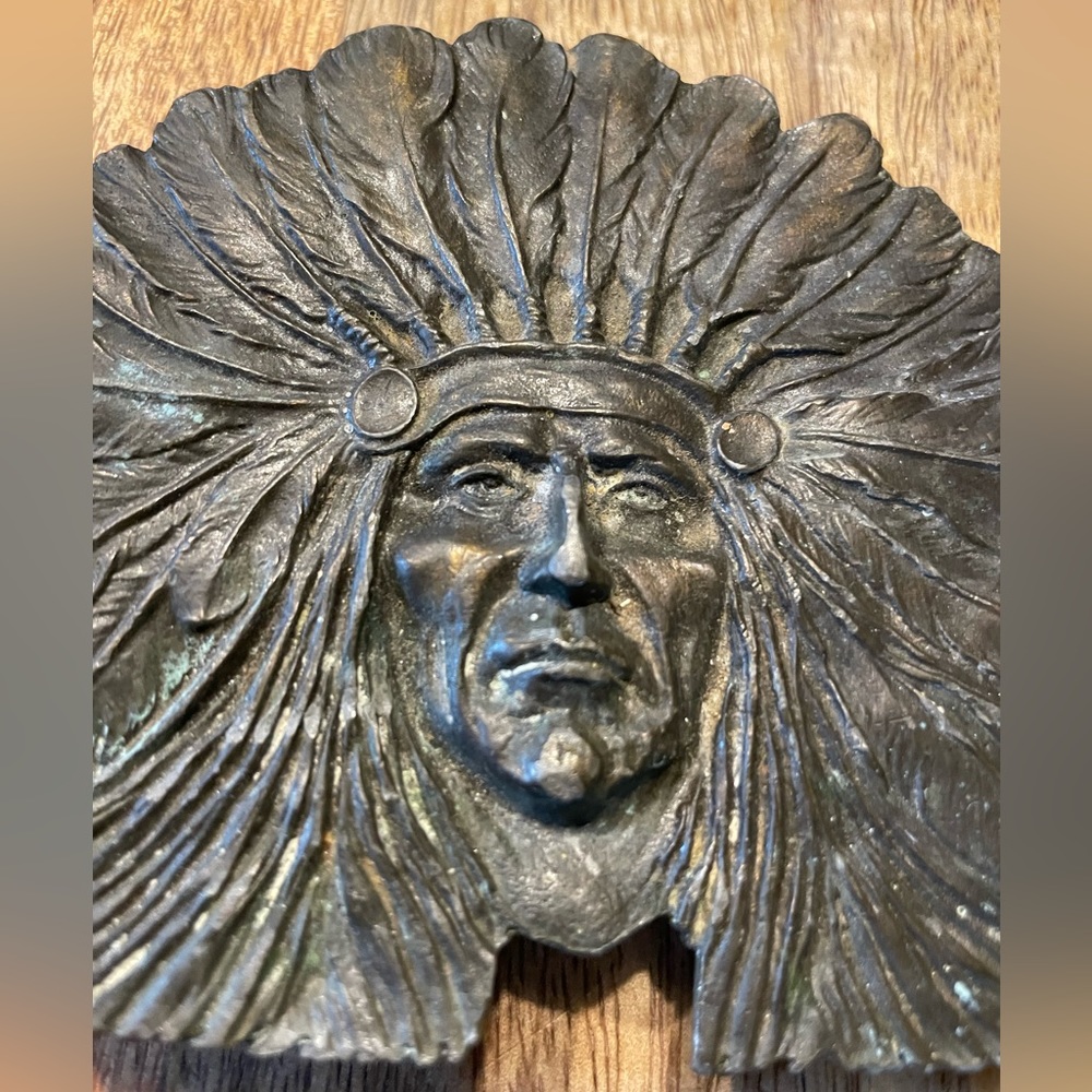 BERGAMOT BRASS WORKS Vintage Indian Head Belt Buckle Collector’s Item - Picture 4 of 6